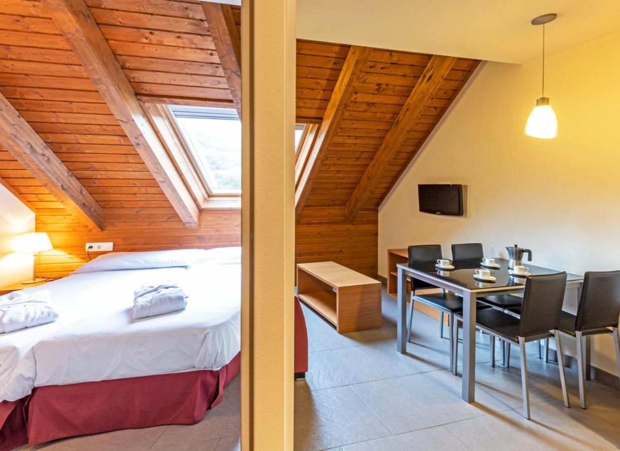 Apartaments Trainera Esterri d'Àneu Kültér fotó