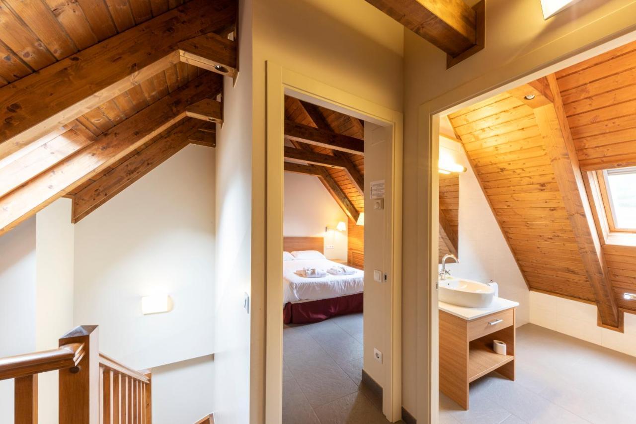 Apartaments Trainera Esterri d'Àneu Kültér fotó