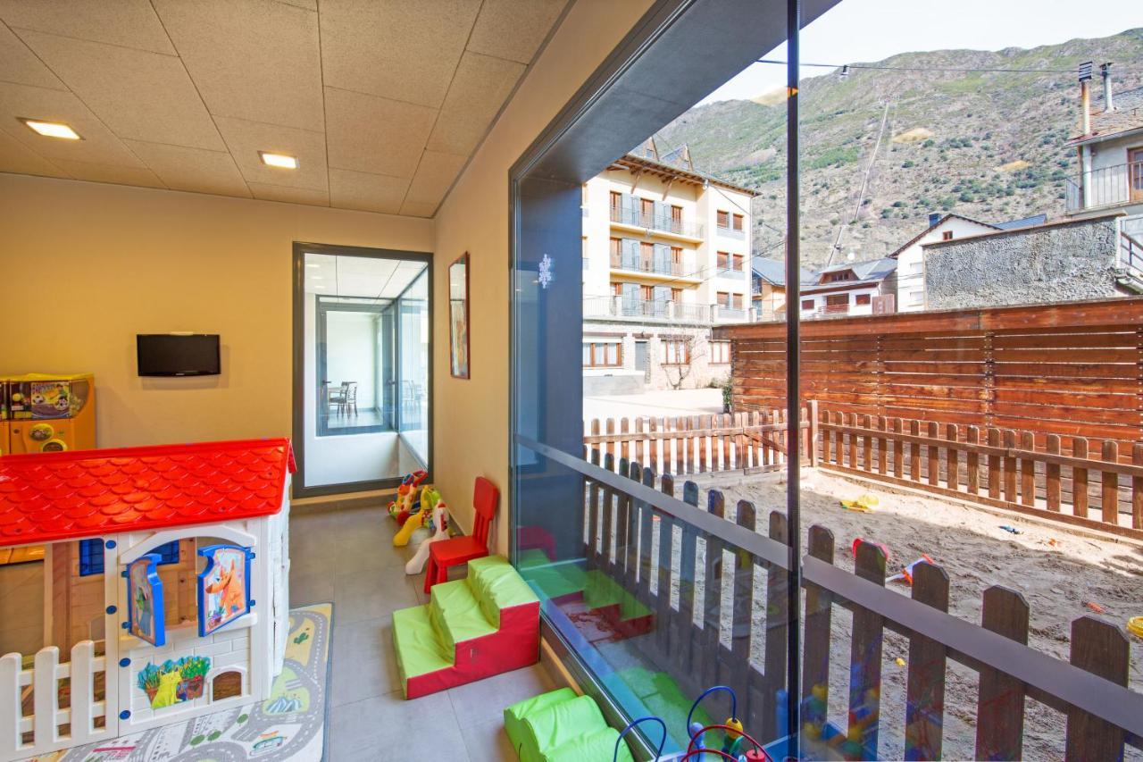 Apartaments Trainera Esterri d'Àneu Kültér fotó